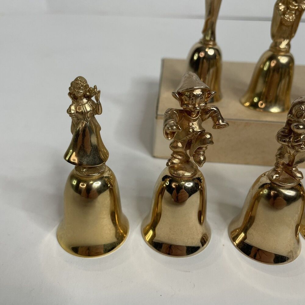 Vintage Snow White And The Seven Dwarves Gold Bells, Set Of 12, Reed & Barton - Picture 2 of 11